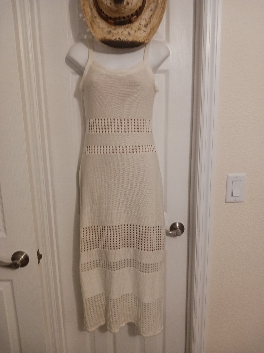Bar III White Knit Sweater Maxi Dress with Openwork Stretch sz XS